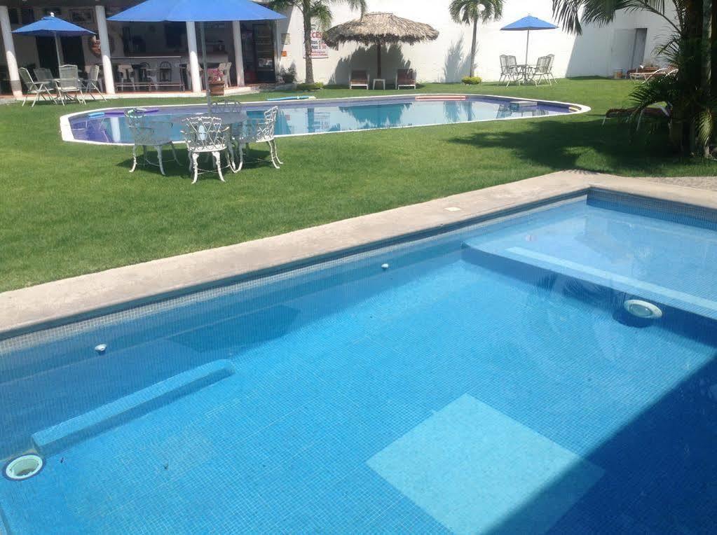 Hotel Villas Cuernavaca Temixco Exterior photo
